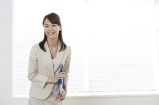 まだまだスタッフが足りません！女性でも幹部候補に！